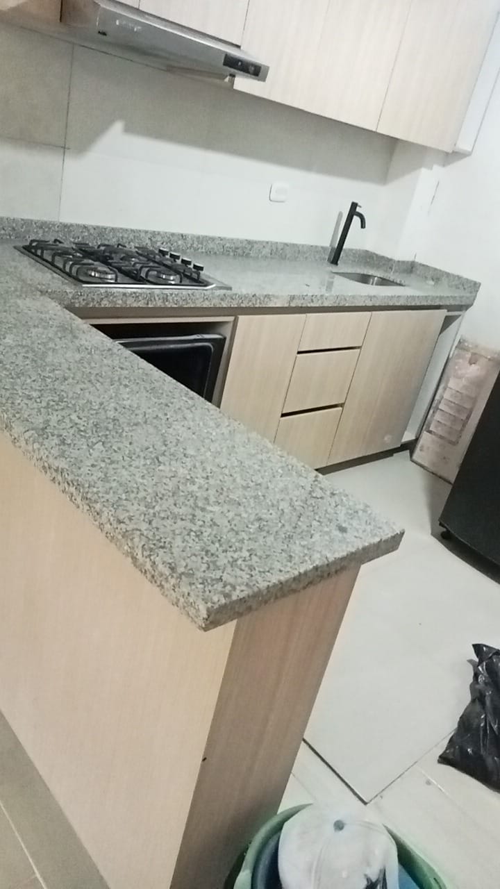 22b3d8c0 afd3 4ac4 a8e4 15a632e8d50d